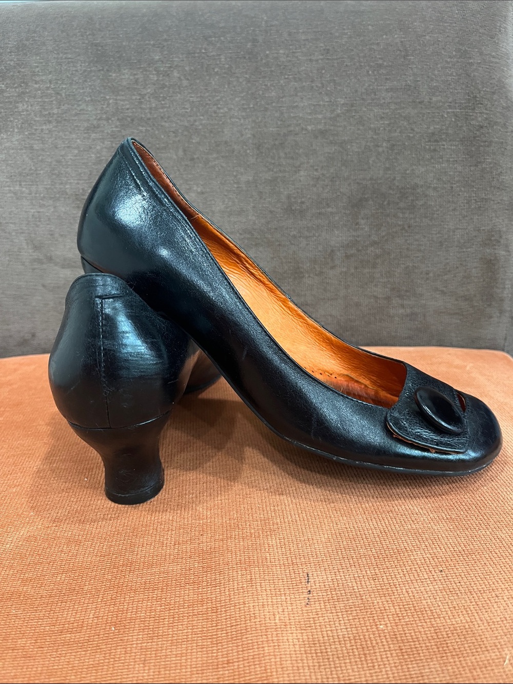 Miz Mooz Larin Black Leather 2” chunky heel size 8